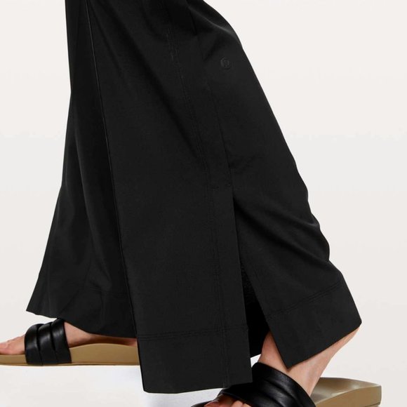 Lululemon Wanderer Wide Leg Pant Size 10 Black - Picture 5 of 12